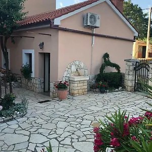 rezervirajte ovdje